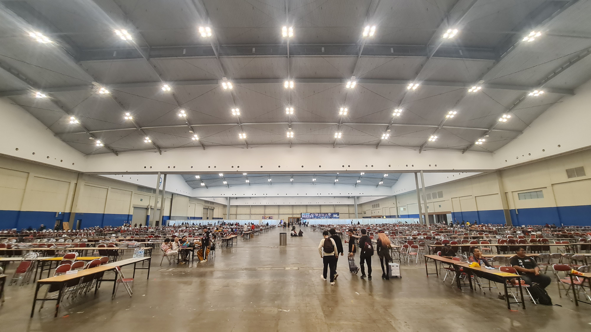 [Liputan] Keseruan Berlanjut di Hari Kedua Comifuro 18