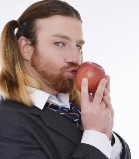 Ladybeard+Sailor Suit Old man= MIND BLOWN