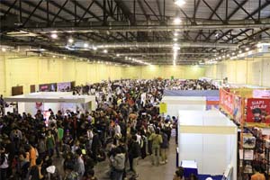 [Liputan] Kembali Berburu Harta Karun pada Hari ke-2 di Comic Frontier 13!